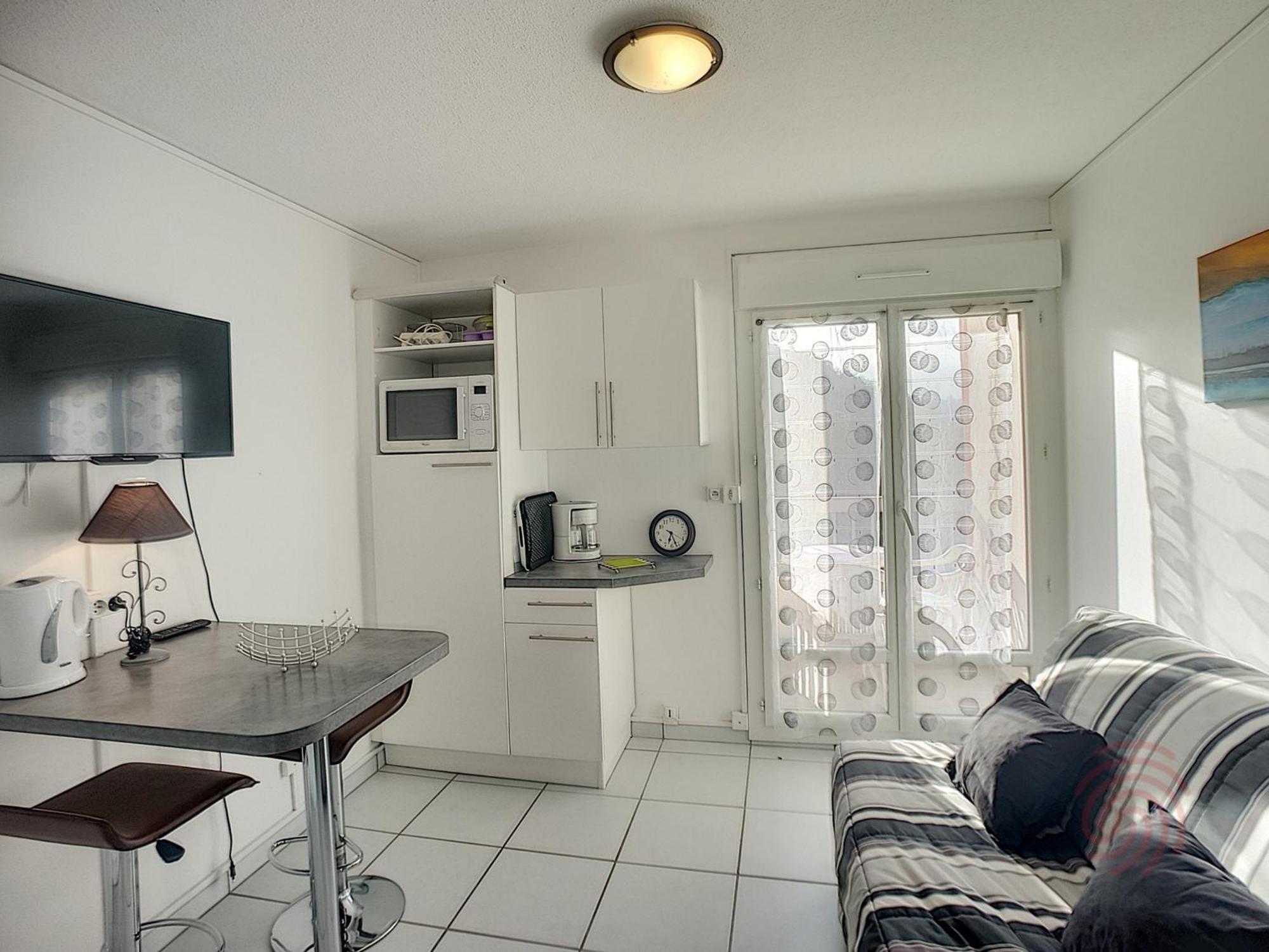 Studio Renove Avec Balcon, Animaux Acceptes, Wifi, A 650M Des Thermes - Fr-1-451-92 Ламалу-ле-Бен Екстериор снимка