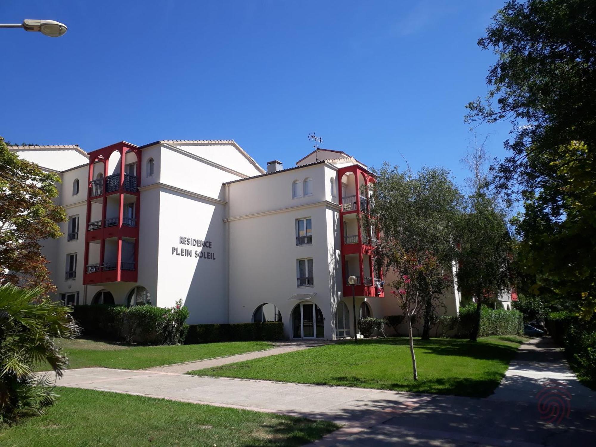 Studio Renove Avec Balcon, Animaux Acceptes, Wifi, A 650M Des Thermes - Fr-1-451-92 Ламалу-ле-Бен Екстериор снимка